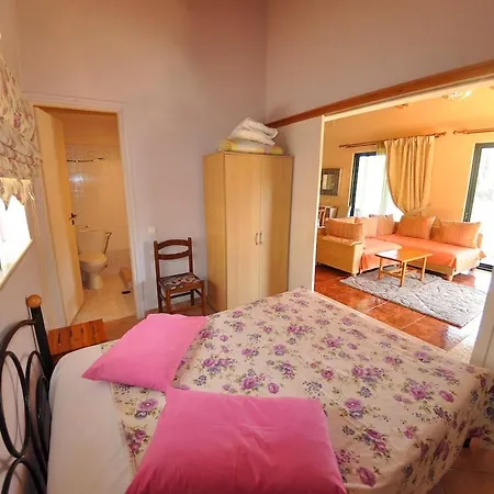 Byronas Apartments- Maisonette With Sea-view Apartamento