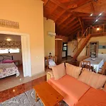 Byronas Apartments- Maisonette With Sea-view Apartmán