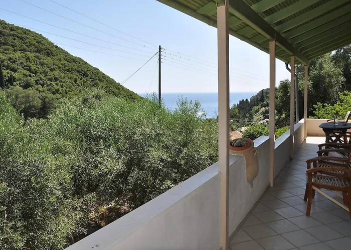 Byronas Apartments- Maisonette With Sea-view 아파트