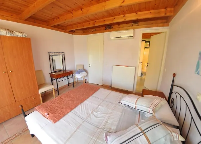 Byronas Apartments- Maisonette With Sea-view 아파트