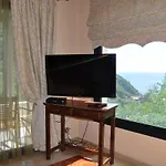 Byronas Apartments- Maisonette With Sea-view Διαμέρισμα *